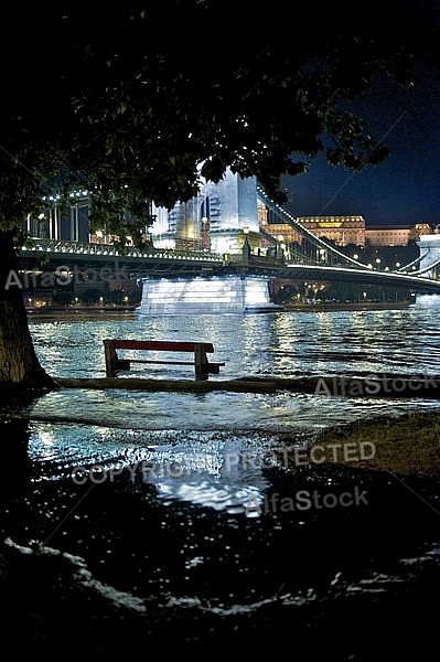 Budapest by night, Hungary