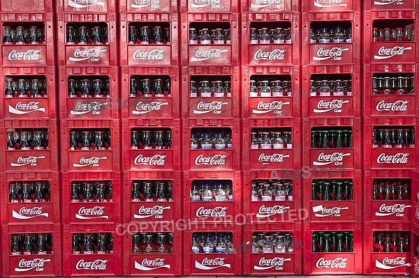Coca Cola, love, red, caffaine, delicate, carbonic acid.